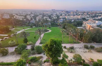 Apartment - 3 Bedrooms - 3 Bathrooms for sale in Zayed 2000 - 4th District - Sheikh Zayed City - Giza