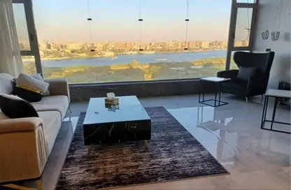 Apartment - 6 Bedrooms - 6 Bathrooms for sale in Emtedad Kornish Al Nile St. - Garden City - Cairo