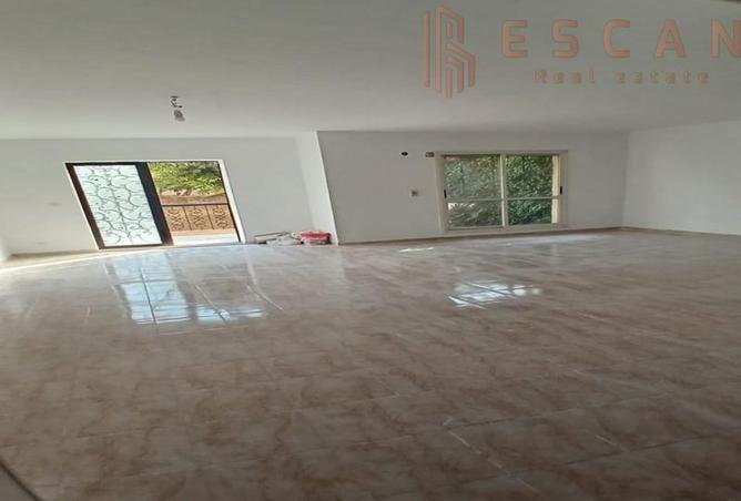 8323890 - Property Image 2