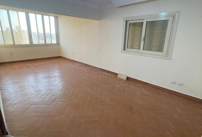 8013174 - Property Image 3