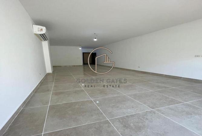 8464907 - Property Image 2