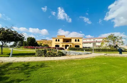 Villa - 6 Bedrooms - 6 Bathrooms for sale in Madinaty - Cairo