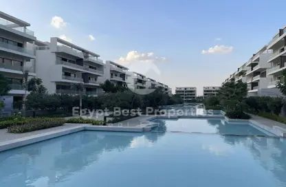 Apartment - 2 Bedrooms - 3 Bathrooms for sale in Lake View Residence - 5th Settlement Compounds - The 5th Settlement - New Cairo City - Cairo