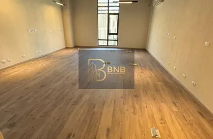 Office Space - Studio - 1 Bathroom for rent in District 5 - 5th Settlement Compounds - The 5th Settlement - New Cairo City - Cairo