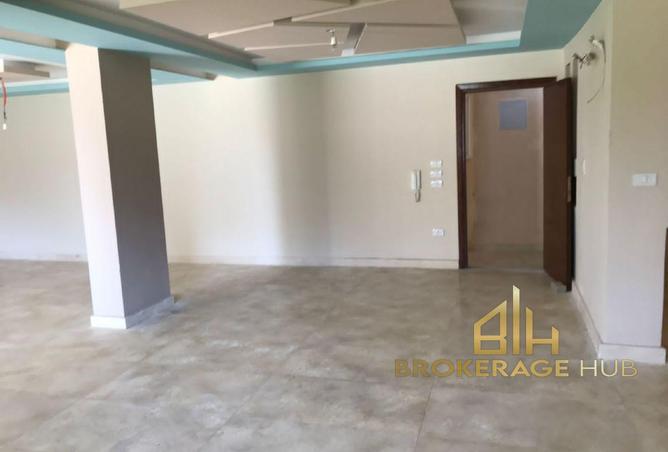 8304710 - Property Image 2