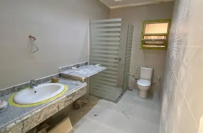 Apartment - 3 Bedrooms - 2 Bathrooms for sale in North Lotus - El Lotus - New Cairo City - Cairo