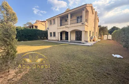 فيلا - 3 غرف نوم - 3 حمامات للايجار في پريڤادو - مدينتي - القاهرة