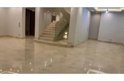 فيلا - 5 غرف نوم - 7 حمامات للايجار في كايرو فيستيفال سيتى - المستثمرين الشمالية - مدينة القاهرة الجديدة - القاهرة