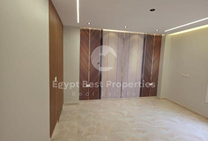 8378080 - صورة العقار 3