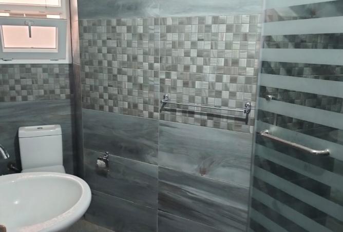 8172342 - Property Image 2