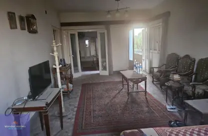 Apartment - 5 Bedrooms - 3 Bathrooms for sale in Sarayat Al Maadi - Hay El Maadi - Cairo Apartment - 5 Bedrooms - 3 Bathrooms for sale in Sarayat Al Maadi - Hay El Maadi - Cairo