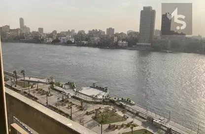 شقة - 4 غرف نوم - 5 حمامات للبيع في شارع كورنيش النيل - بولاق أبو العلا - القاهرة