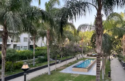 Apartment - 3 Bedrooms - 2 Bathrooms for sale in Galleria Residences - South Investors Area - New Cairo City - Cairo