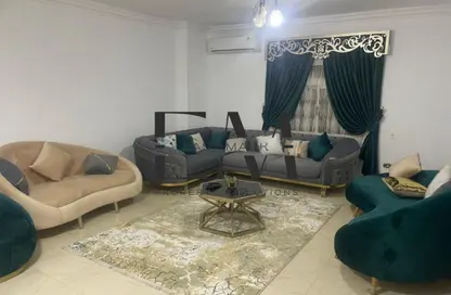شقة - 3 غرف نوم - 3 حمامات للايجار في شارع الجزيرة - المستثمرين الجنوبية - مدينة القاهرة الجديدة - القاهرة