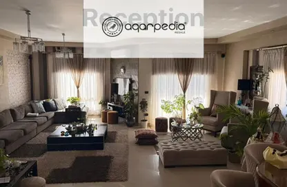 Penthouse - 4 Bedrooms - 4 Bathrooms for sale in Ganoob El Acadimia - New Cairo City - Cairo