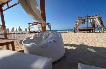 Chalet - 2 Bedrooms - 2 Bathrooms for sale in Seashore - Ras Al Hekma - North Coast
