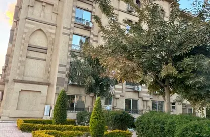 Apartment - 3 Bedrooms - 2 Bathrooms for sale in Hayati Residence - North Investors Area - New Cairo City - Cairo