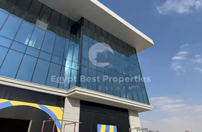 Retail - Studio - 2 Bathrooms for sale in The Waterway View - 90 Street - The 5th Settlement - New Cairo City - Cairo