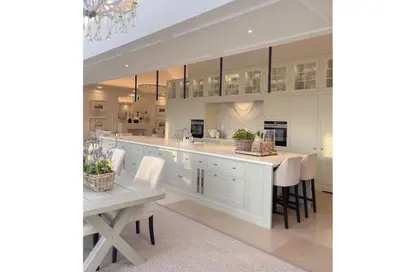 Apartment - 4 Bedrooms - 4 Bathrooms for sale in Nile Corniche St. - Garden City - Cairo