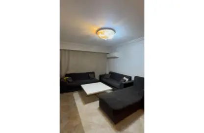 شقة - 3 غرف نوم - 2 حمامات للايجار في شارع افريقيا - امتداد مصطفي النحاس - المنطقة التاسعة - مدينة نصر - القاهرة