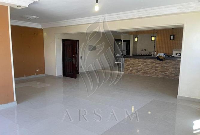 8331064 - Property Image 3