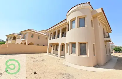 فيلا - 3 غرف نوم - 3 حمامات للبيع في مول هايد بارك بيزنس - شارع التسعين الجنوبي - التجمع الخامس - مدينة القاهرة الجديدة - القاهرة