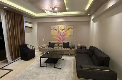 شقة - 3 غرف نوم - 2 حمامات للايجار في 6 ويست - بيفرلي هيلز - كمبوندات الشيخ زايد - الشيخ زايد - الجيزة