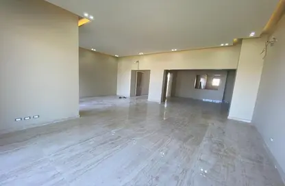 Townhouse - 4 Bedrooms - 3 Bathrooms for rent in New Giza - Cairo Alexandria Desert Road - 6 October City - Giza