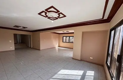 Apartment - 3 Bedrooms - 2 Bathrooms for sale in Abou Dawoud Al Zahery St. - 6th Zone - Nasr City - Cairo