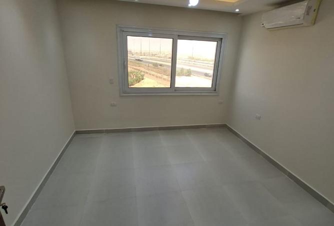 8542216 - Property Image 3