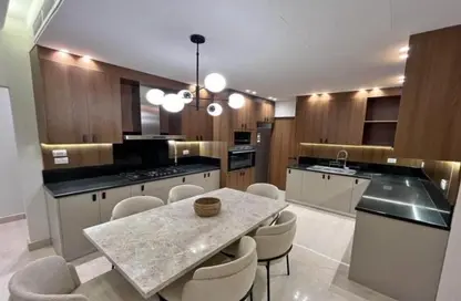 Apartment - 3 Bedrooms - 3 Bathrooms for sale in Mountain View iCity - 5th Settlement Compounds - The 5th Settlement - New Cairo City - Cairo