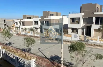 فيلا - 3 غرف نوم - 4 حمامات للبيع في بالم هيلز جولف اكستينشن - طريق الواحات - مدينة 6 أكتوبر - الجيزة