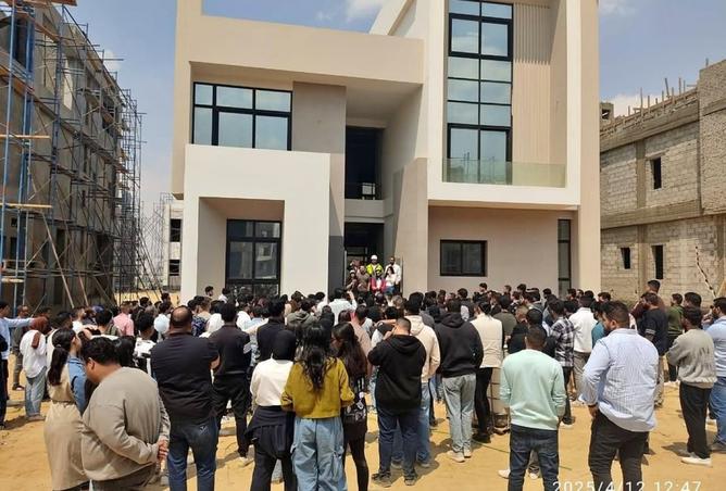 8323747 - Property Image 3