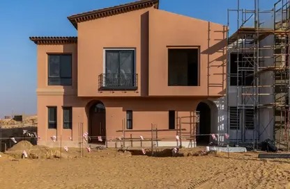 Townhouse - 3 Bedrooms - 3 Bathrooms for sale in Village West - Sheikh Zayed Compounds - Sheikh Zayed City - Giza