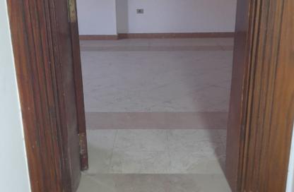 Apartment - 4 Bedrooms - 3 Bathrooms for sale in Zaki Hassan St. - 1st Zone - Nasr City - Cairo