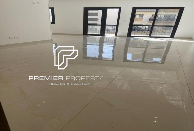 8096940 - Property Image 2