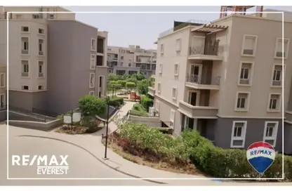 شقة - 2 غرف نوم - 3 حمامات للبيع في أكتوبر بلازا - كمبوندات 6 أكتوبر - مدينة 6 أكتوبر - الجيزة