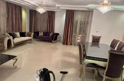 Apartment - 2 Bedrooms - 3 Bathrooms for rent in Omar Khorshid St. - El Banafseg 10 - El Banafseg - New Cairo City - Cairo