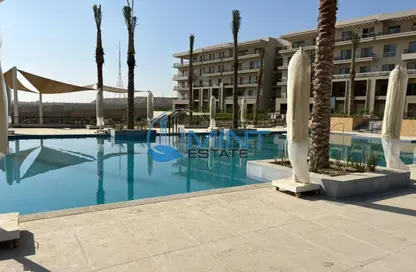 Apartment - 2 Bedrooms - 2 Bathrooms for sale in The Fourteen Golf Residences - Uptown Cairo - Mokattam - Cairo