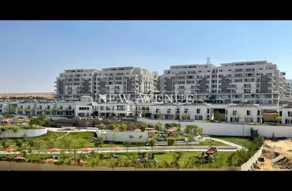 Apartment - 2 Bedrooms - 2 Bathrooms for sale in Mountain View iCity - 5th Settlement Compounds - The 5th Settlement - New Cairo City - Cairo