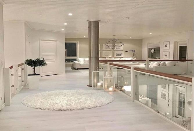 8221732 - Property Image 2