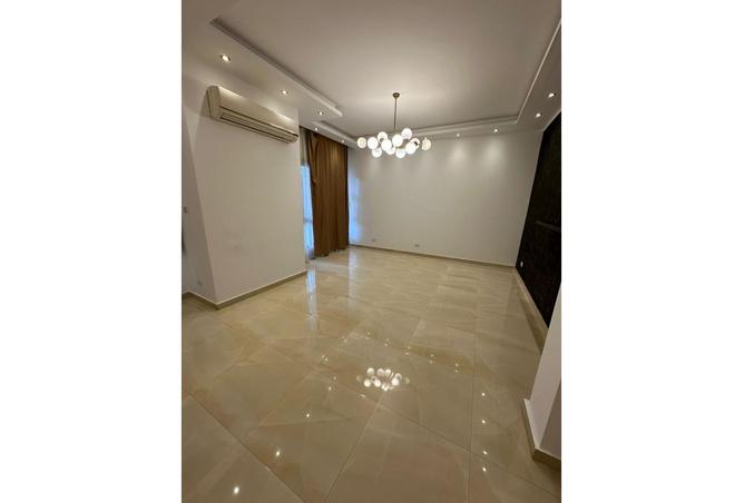 8065390 - Property Image 3