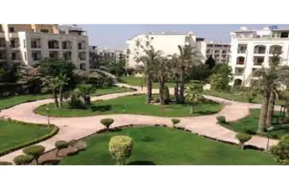 Apartment - 2 Bedrooms for sale in Hadayek Al Mohandessin - 4th District - Sheikh Zayed City - Giza