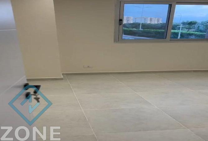 8275893 - صورة العقار 3