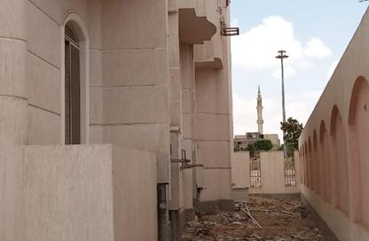 فيلا - 8 غرف نوم - 6 حمامات للبيع في الحي المتميز الشمالى - مدينة بدر - القاهرة