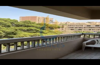 Apartment - 4 Bedrooms - 3 Bathrooms for sale in Street 277 - New Maadi - Hay El Maadi - Cairo