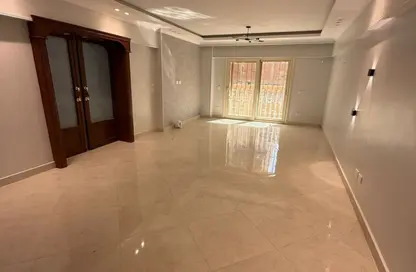 شقة - 2 غرف نوم - 1 حمام للايجار في شارع زهراء المعادى - دجلة - حي المعادي - القاهرة شقة - 2 غرف نوم - 1 حمام للايجار في شارع زهراء المعادى - دجلة - حي المعادي - القاهرة