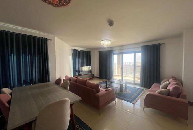 8117106 - Property Image 2