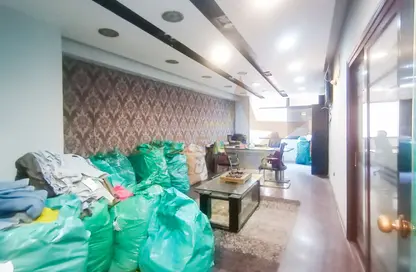 مساحات مكتبية - استوديو - 1 حمام للبيع في مصطفي كامل - حي شرق - الاسكندرية