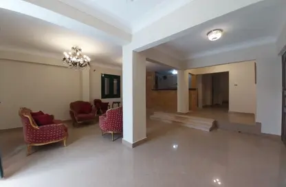 Apartment - 2 Bedrooms - 1 Bathroom for rent in Street 199 - Degla - Hay El Maadi - Cairo